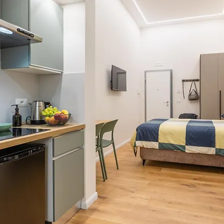 Giantri Apartman
